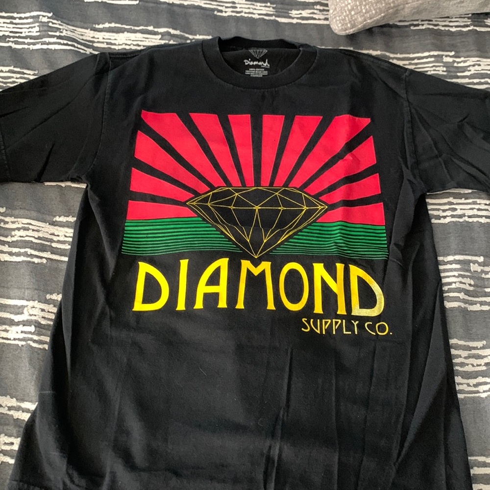 Diamond T-shirt, medium, great quality